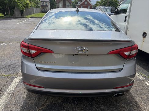 Used 2015 Hyundai Sonata SE FWD image 7