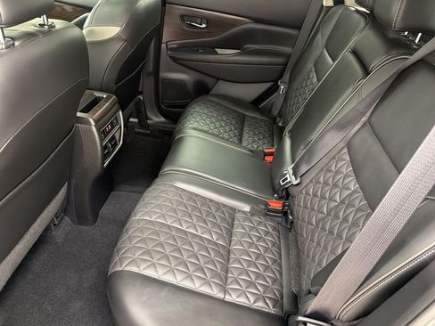 Used 2019 Nissan Murano Platinum w/ Cargo Package FWD image 23