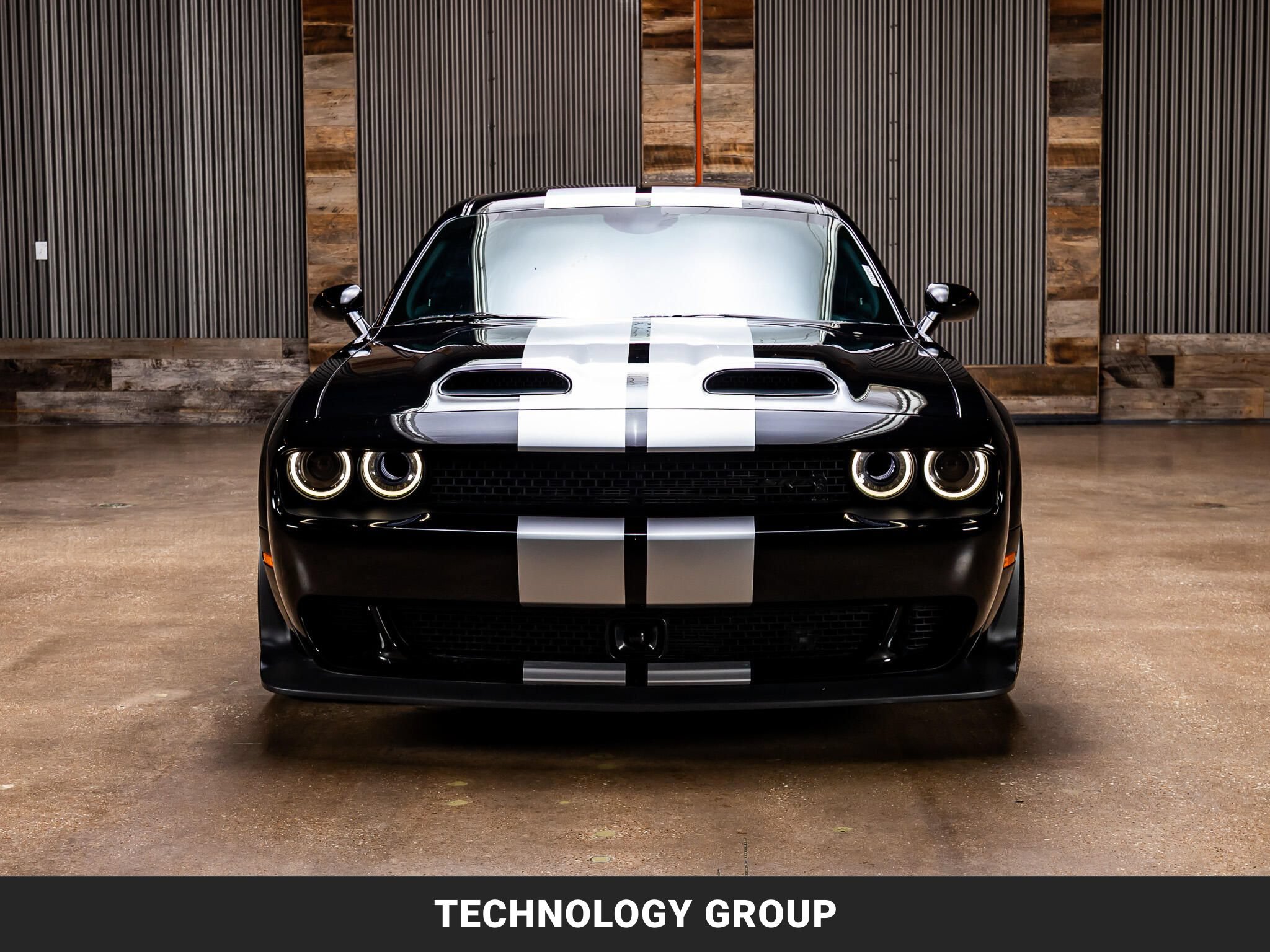 Used 2023 Dodge Challenger SRT Hellcat RWD image 3