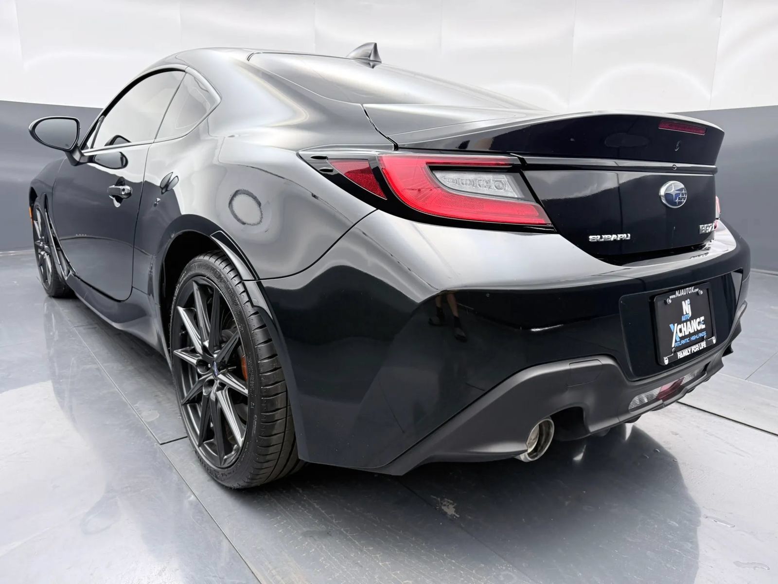 Used 2025 Subaru BRZ tS RWD image 5