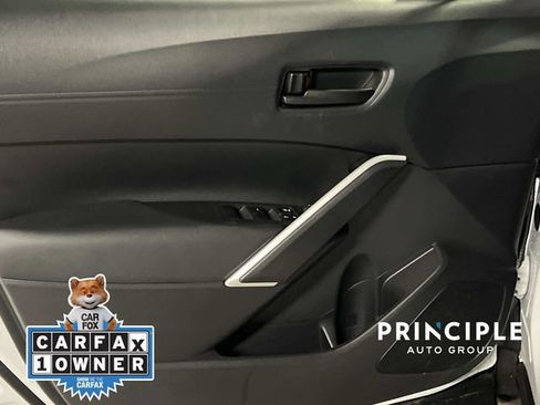 Used 2025 Toyota Corolla Cross AWD Hybrid image 11