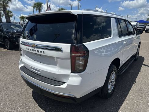 Used 2024 Chevrolet Suburban LT AWD/4WD image 16