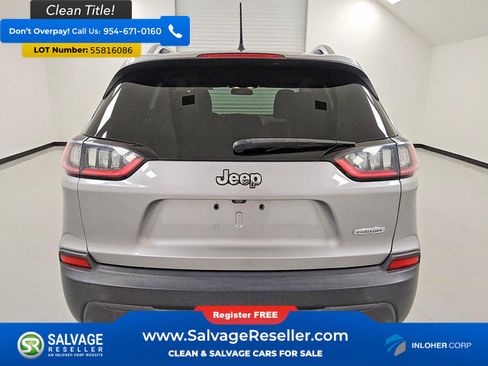 Used 2019 Jeep Cherokee Latitude Plus FWD image 8
