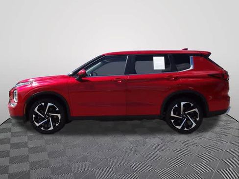 Used 2024 Mitsubishi Outlander SE FWD image 2