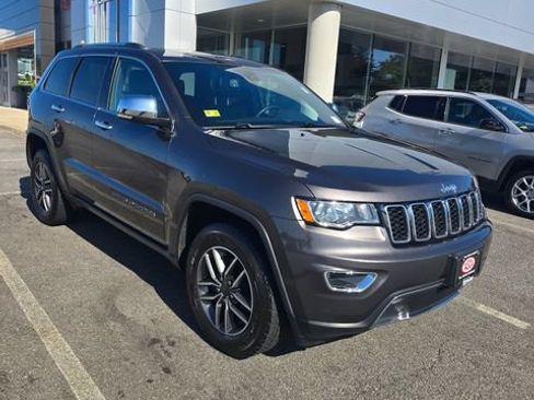 Used 2020 Jeep Grand Cherokee Limited w/ Luxury Group II AWD/4WD image 3