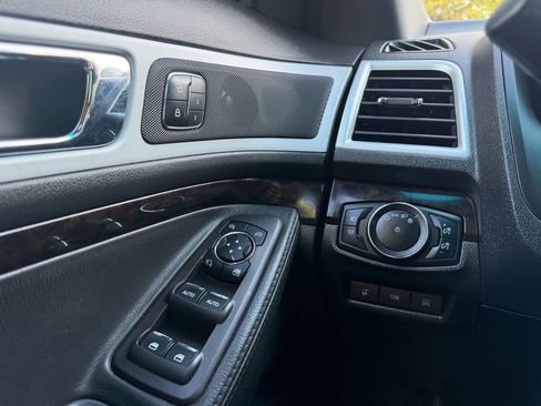 Used 2015 Ford Explorer Limited w/ Equipment Group 302A image 22