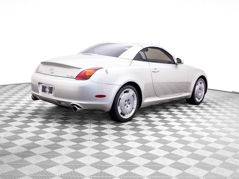 Used 2002 Lexus SC 430 Convertible RWD image 5