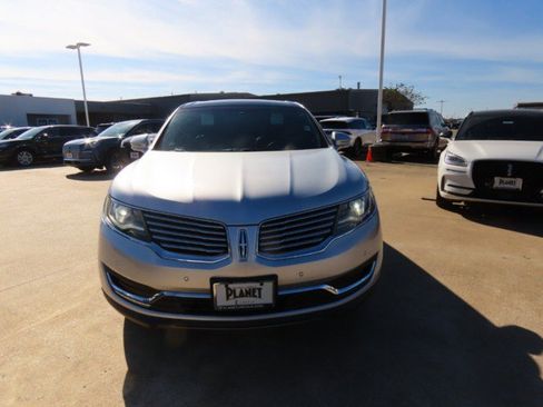 Used 2018 Lincoln MKX Reserve image 4