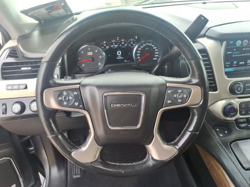 Used 2019 GMC Yukon Denali w/ Denali Ultimate Package AWD/4WD image 5