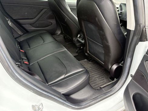 Used 2018 Tesla Model 3 Long Range image 12