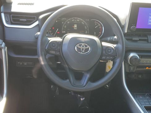 Certified 2025 Toyota RAV4 LE AWD/4WD image 12