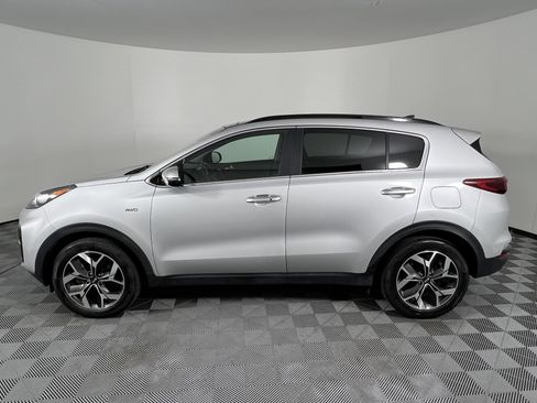 Used 2022 Kia Sportage EX AWD/4WD image 9