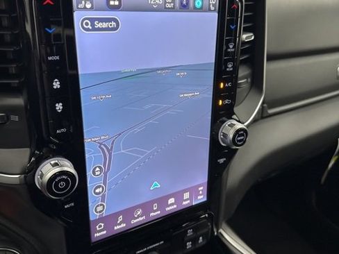 New 2025 RAM 1500 Big Horn image 19