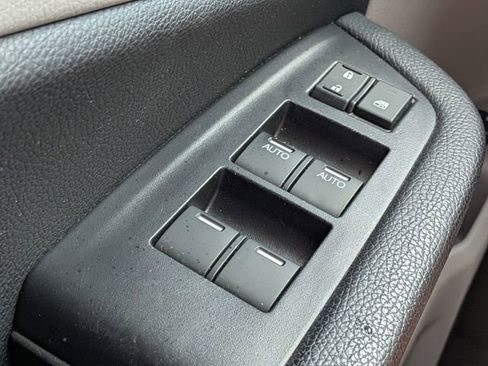 Used 2018 Honda Pilot EX-L image 25