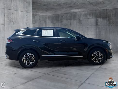 Used 2025 Kia Sportage LX FWD image 6