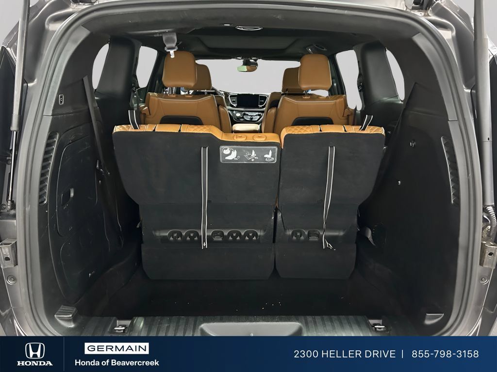 Used 2021 Chrysler Pacifica Pinnacle FWD image 26