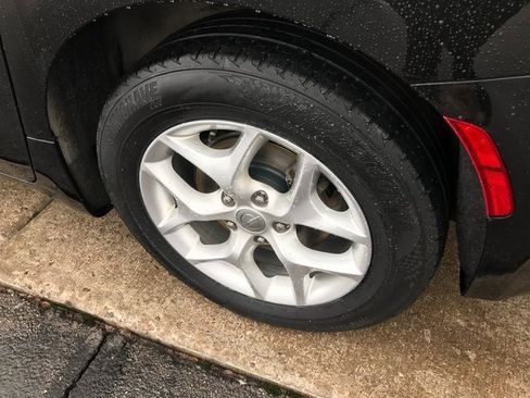 Used 2020 Chrysler Pacifica Limited image 24