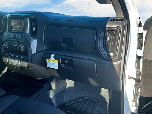 Used 2026 Chevrolet Silverado 1500 W/T w/ WT Value Package image 18