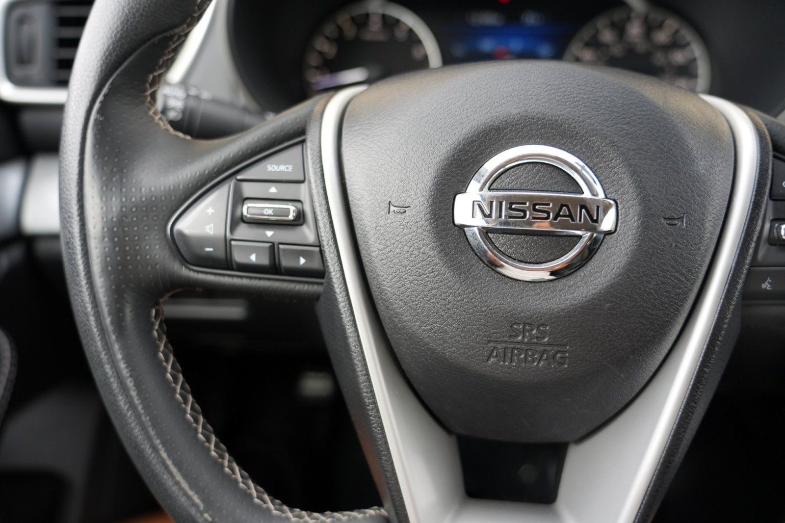 Used 2017 Nissan Maxima 3.5 SV FWD image 19