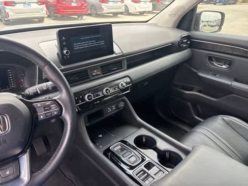 Used 2023 Honda Pilot Elite image 20