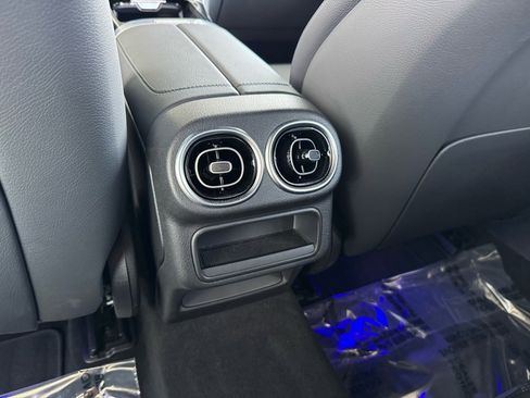 Certified 2025 Mercedes-Benz GLC 300 GLC 300 image 15