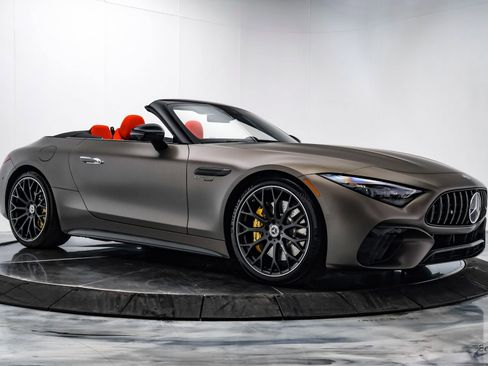 Used 2022 Mercedes-Benz SL 55 AMG 4MATIC image 34