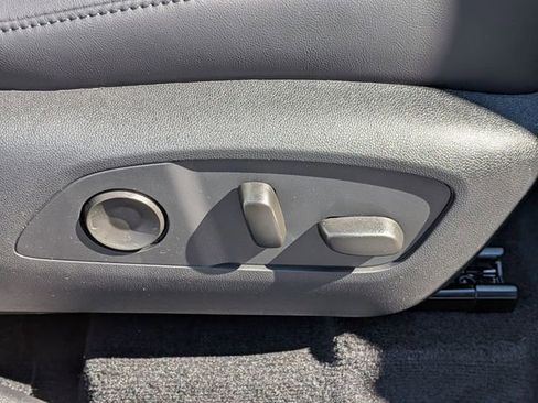 New 2026 GMC Acadia Elevation image 40