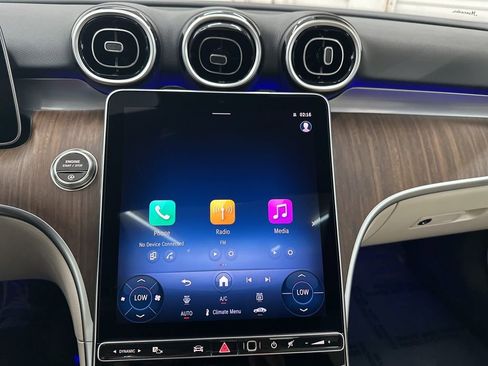 Used 2025 Mercedes-Benz C 300 Sedan image 13