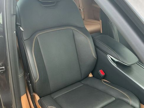 Used 2024 Lucid Air Touring AWD/4WD image 15