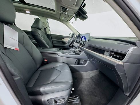 New 2026 Toyota Grand Highlander Limited image 27