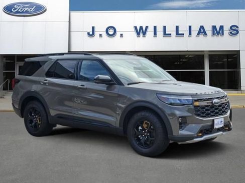 Used 2026 Ford Explorer Tremor w/ Tremor Ultimate Package AWD/4WD image 1