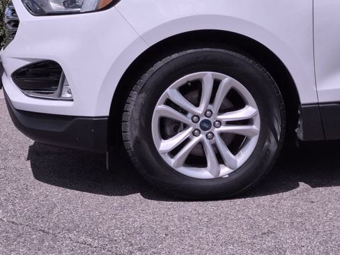 Used 2019 Ford Edge SEL w/ Equipment Group 201A FWD image 14