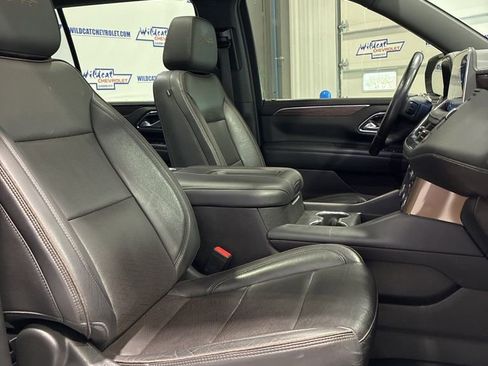 Used 2022 Chevrolet Suburban High Country image 52