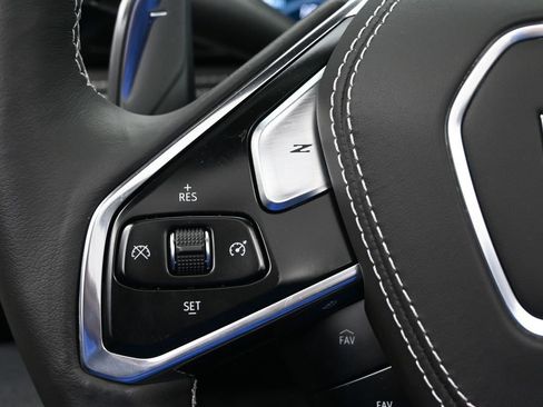 Used 2023 Chevrolet Corvette Stingray Premium Conv w/ Z51 Performance Package image 15