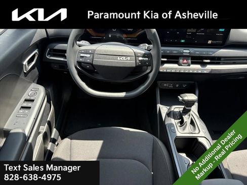 New 2026 Kia K4 FWD image 22