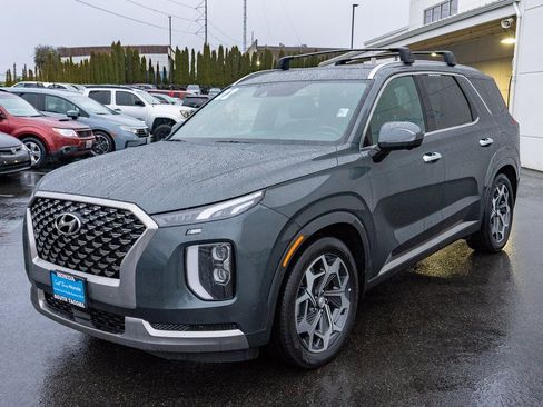 Used 2022 Hyundai Palisade Calligraphy w/ Winter Package image 6