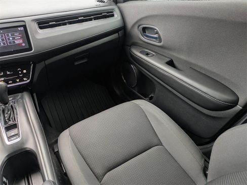Used 2022 Honda HR-V EX image 19