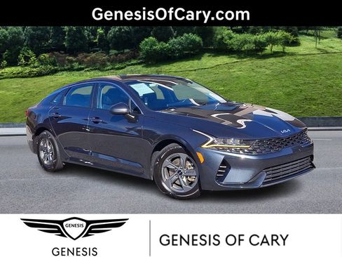 Used 2023 Kia K5 LXS image 1