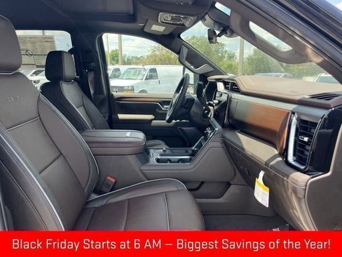 New 2025 GMC Sierra 2500 Denali w/ Denali Reserve Package image 15