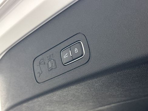 Used 2023 Lincoln Aviator Reserve w/ Jet Package image 9