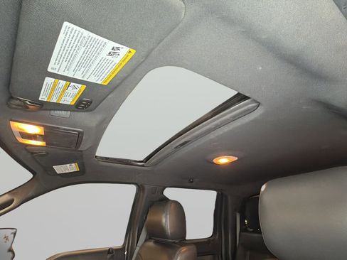 Used 2012 Ford F150 Raptor w/ Raptor Luxury Pkg image 31