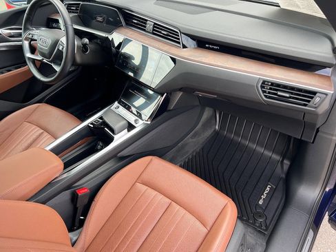 Used 2022 Audi e-tron Premium Plus AWD/4WD image 20