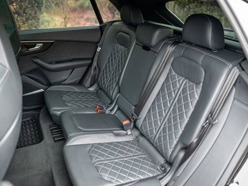 Used 2023 Audi SQ8 Prestige AWD/4WD image 50
