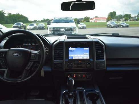 Used 2018 Ford F150 XLT w/ Equipment Group 302A Luxury AWD/4WD image 40