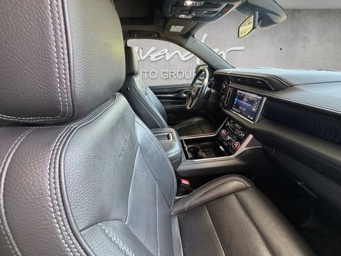 Used 2021 GMC Yukon Denali RWD image 30