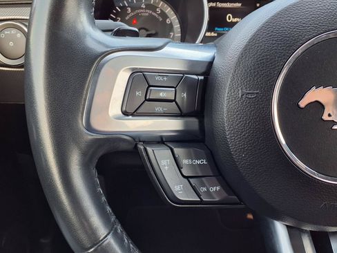 Used 2022 Ford Mustang GT RWD image 21