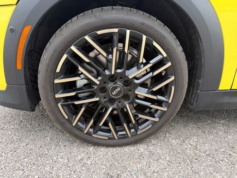Used 2025 MINI Cooper S FWD image 24