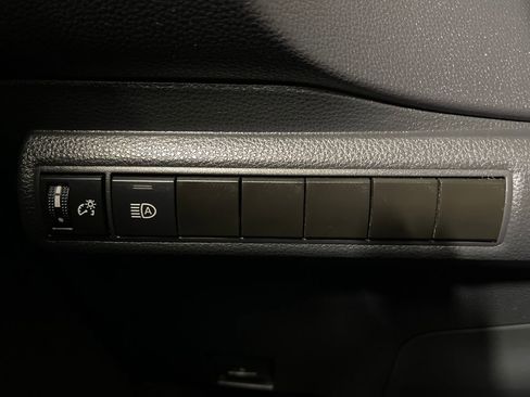 Certified 2023 Toyota Corolla XSE image 28