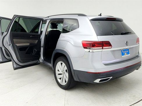 Used 2021 Volkswagen Atlas SE image 13