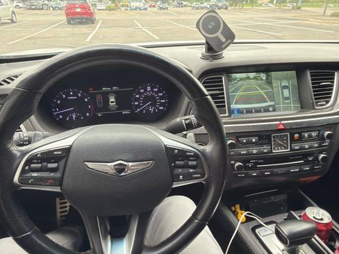 Used 2018 Genesis G80 3.3T Sport AWD/4WD image 9